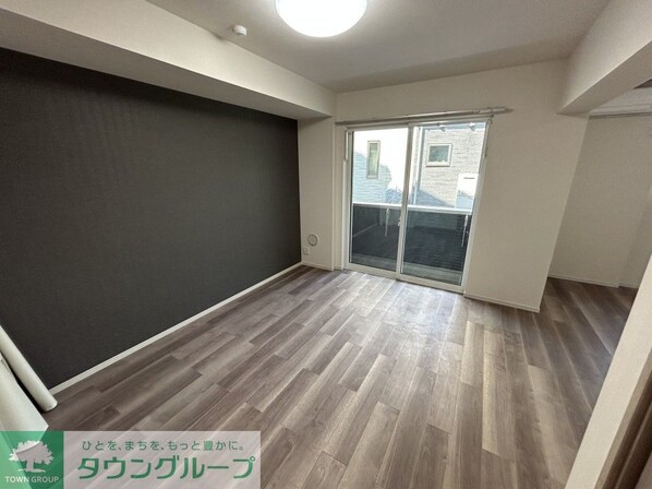 GREEN GABLES FAMIRIA Bの物件内観写真